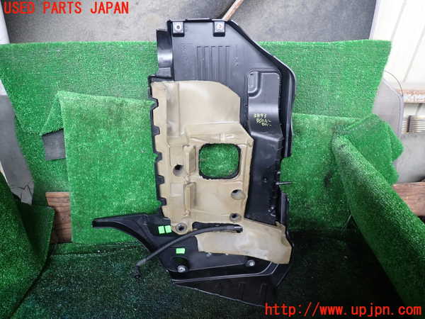 1UPJ-9238932160]BMW 740i(KA30)(F01)エンジンアッパーカバー 中古_3