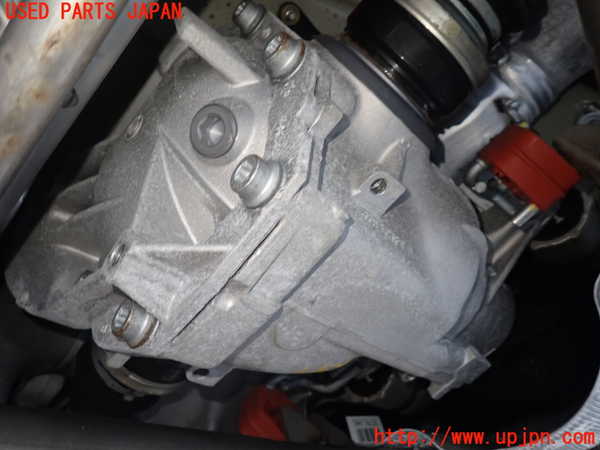 1UPJ-9238934355]BMW 740i(KA30)(F01)リアデフ 中古_2