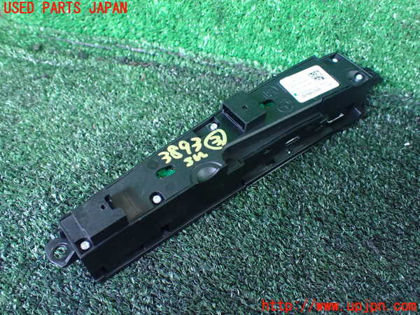 1UPJ-9238936308]BMW 740i(KA30)(F01)スイッチ3 中古_2