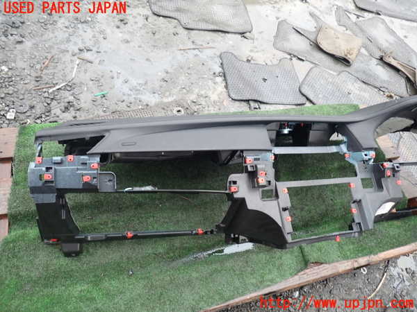 1UPJ-9238937505]BMW 740i(KA30)(F01)ダッシュボード 中古_3