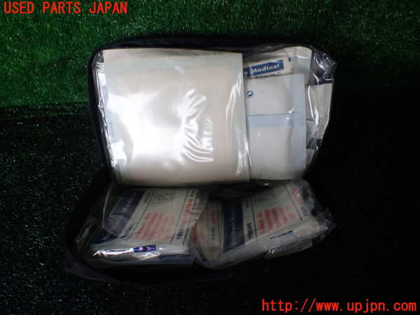 1UPJ-9238937805]BMW 740i(KA30)(F01)車載工具 中古_3