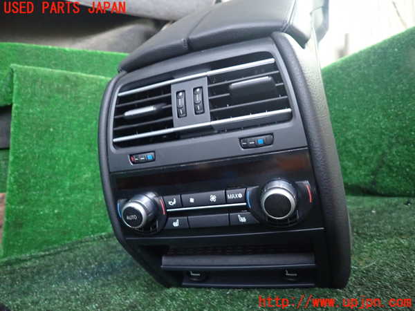 1UPJ-9238937540]BMW 740i(KA30)(F01)センターコンソール 中古_5