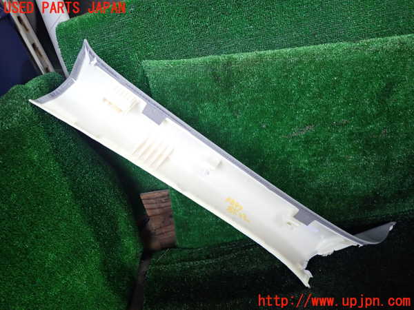 1UPJ-9238937655]BMW 740i(KA30)(F01)右フロントピラートリム 中古_2