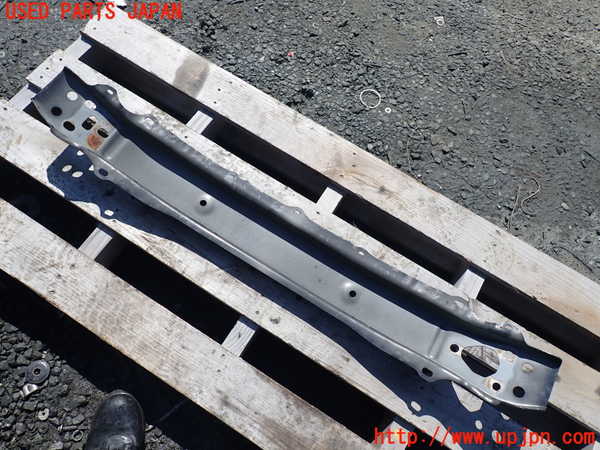 1UPJ-9238941014]ジャパン タクシー(JPN TAXI)(NTP10)フロントバンパーホースメント 中古_2