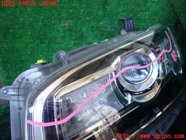 1UPJ-9238941132]ジャパン タクシー(JPN TAXI)(NTP10)左ヘッドライト ハロゲン 中古_2