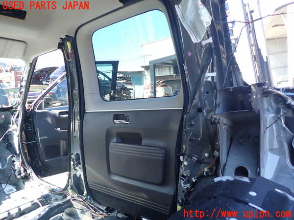 1UPJ-9238941290]ジャパン タクシー(JPN TAXI)(NTP10)右後ドア NSG M31A3 中古_4