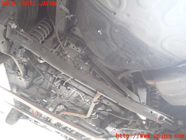 1UPJ-9238945380]ジャパン タクシー(JPN TAXI)(NTP10)リアアクスルビーム 中古_2