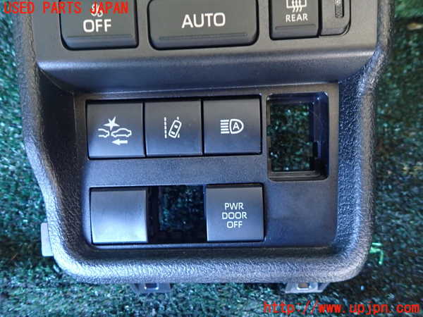 1UPJ-9238946066]ジャパン タクシー(JPN TAXI)(NTP10)エアコンスイッチ1 中古_3