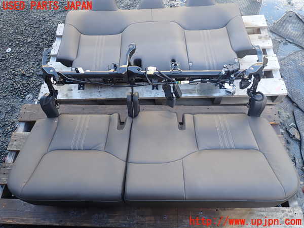 1UPJ-9238947385]ジャパン タクシー(JPN TAXI)(NTP10)リアシート 中古_3