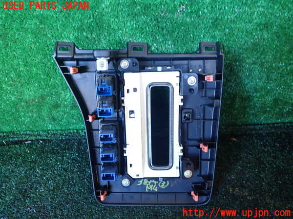 1UPJ-9238947693]ジャパン タクシー(JPN TAXI)(NTP10)内装トリム類3 中古_4