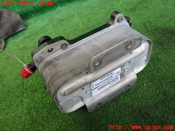 2UPJ-9238952481]BMW 523i(XG20)オイルクーラー1 中古 (F10)_2
