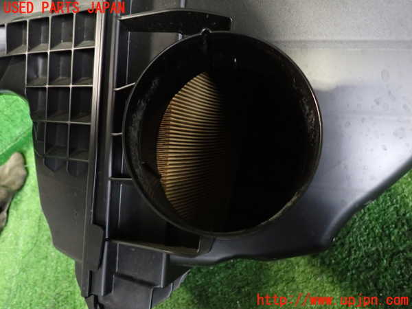 2UPJ-9238952560]BMW 523i(XG20)エアクリーナーボックス 中古 (F10)_3
