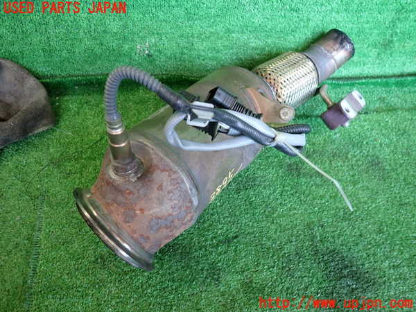 2UPJ-9238952661]BMW 523i(XG20)触媒1 中古 (F10)_3