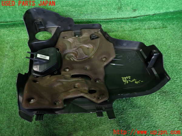 2UPJ-9238952160]BMW 523i(XG20)エンジンアッパーカバー 中古 (F10)_2