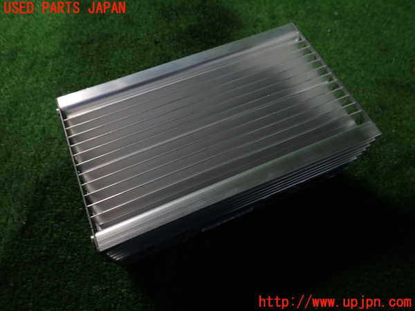 2UPJ-9238956525]BMW 523i(XG20)アンプ 中古 (F10)_2