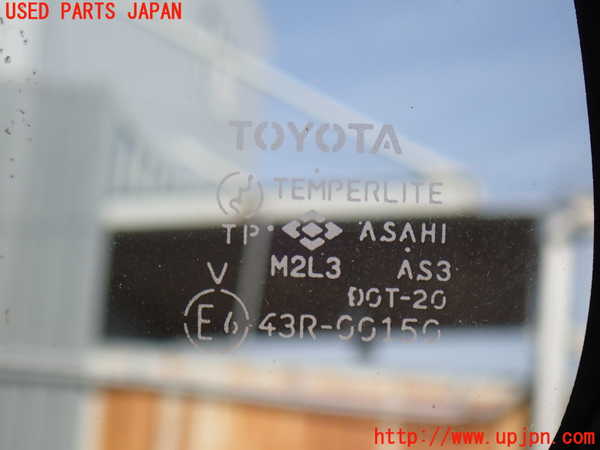 2UPJ-9238961380]ハイラックスサーフ(RZN185W)右クォーターガラス 中古(43R-00150 M2L3)_2