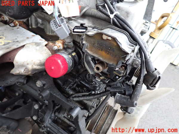 2UPJ-9238962010]ハイラックスサーフ(RZN185W)エンジン 3RZ-FE 4WD 中古_2