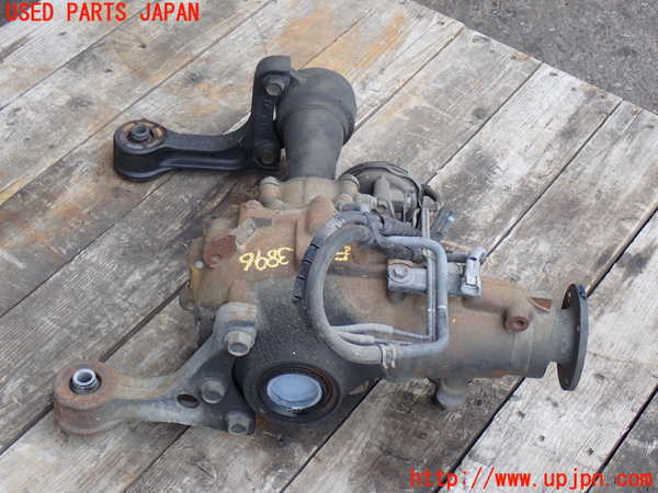 2UPJ-9238964350]ハイラックスサーフ(RZN185W)フロントデフ 中古_3