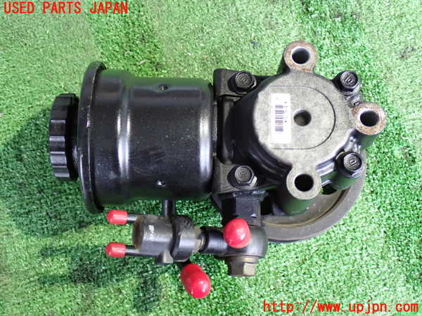 2UPJ-9238964250]ハイラックスサーフ(RZN185W)パワステポンプ 中古_2