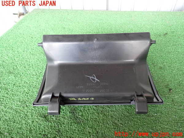 2UPJ-9238967516]ハイラックスサーフ(RZN185W)グローブボックス1 中古_3