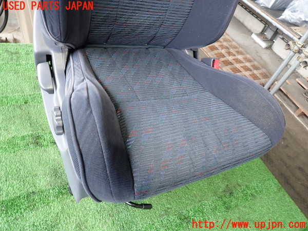 2UPJ-9238967035]ハイラックスサーフ(RZN185W)運転席シート 中古_2