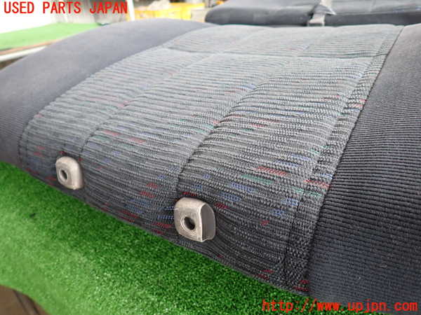 2UPJ-9238967405]ハイラックスサーフ(RZN185W)右リアシート 中古_3