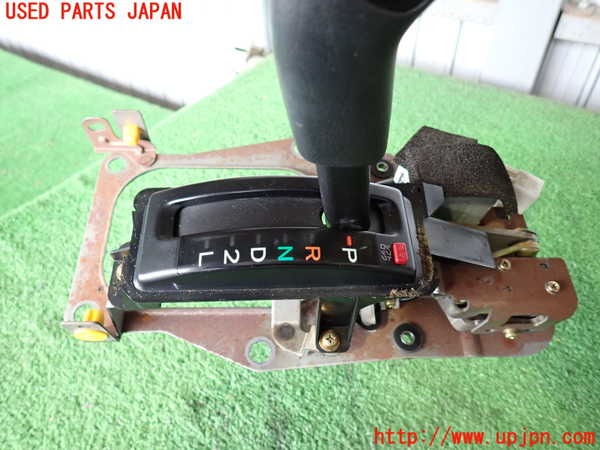2UPJ-9238967555]ハイラックスサーフ(RZN185W)ATシフトレバー 中古_2