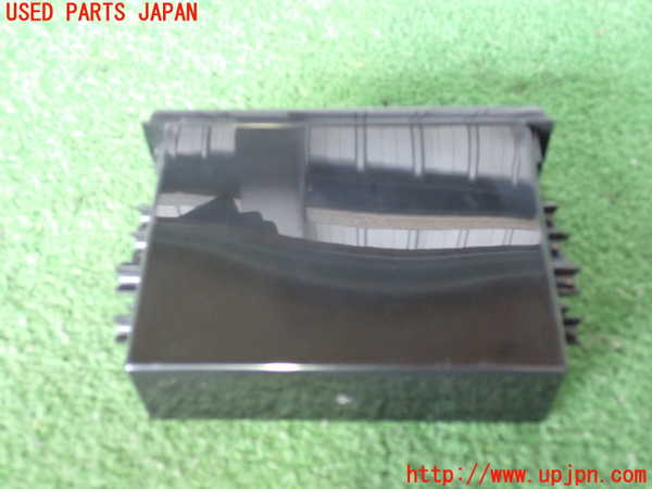 2UPJ-9238967841]ハイラックスサーフ(RZN185W)小物入れ1 中古_4