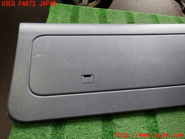 2UPJ-9238961578]ハイラックスサーフ(RZN185W)バックドア内張り 中古_2