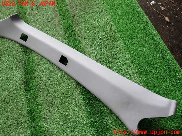 2UPJ-9238967660]ハイラックスサーフ(RZN185W)左フロントピラートリム 中古_2