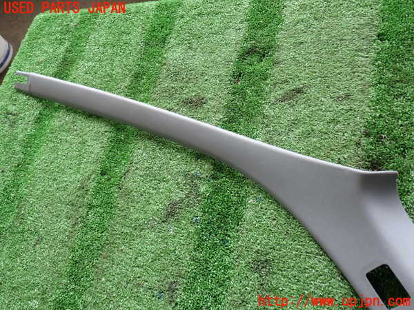 2UPJ-9238967660]ハイラックスサーフ(RZN185W)左フロントピラートリム 中古_3