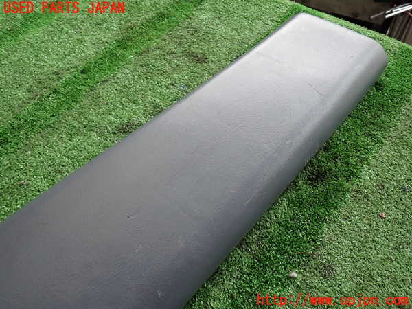 2UPJ-9238967665]ハイラックスサーフ(RZN185W)右センターピラートリム 中古_2