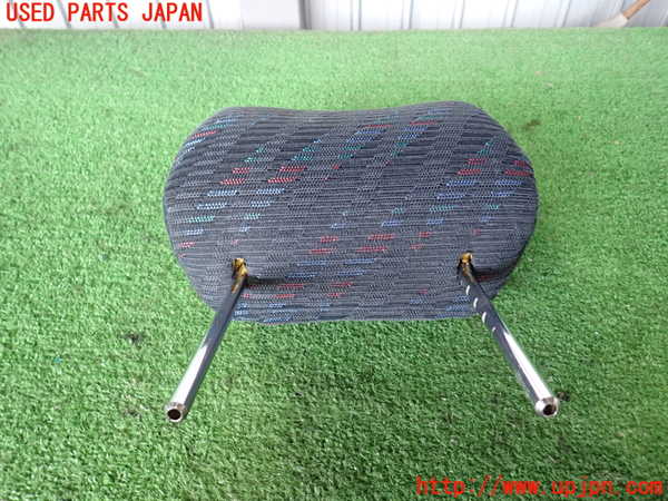 2UPJ-9238967040]ハイラックスサーフ(RZN185W)運転席ヘッドレスト 中古_2