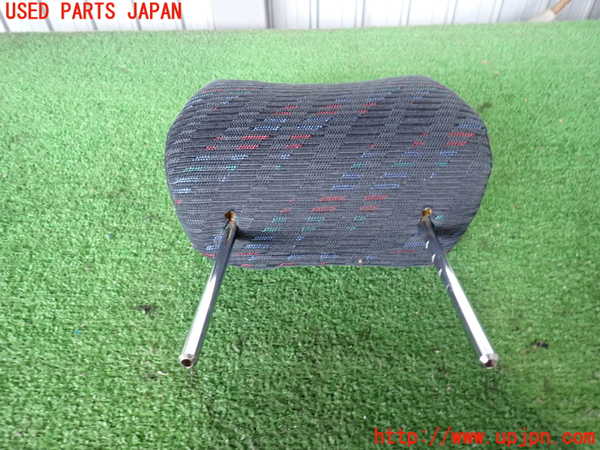 2UPJ-9238967070]ハイラックスサーフ(RZN185W)助手席ヘッドレスト 中古_2