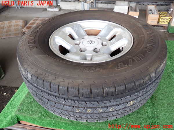 2UPJ-9238969032]ハイラックスサーフ(RZN185W)タイヤ　ホイール　1本② 265/70R16 中古_1