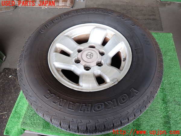 2UPJ-9238969033]ハイラックスサーフ(RZN185W)タイヤ　ホイール　1本③ 265/70R16 中古_2