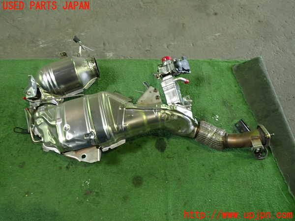 1UPJ-9238972661]CX-60(KH3R3P)触媒1 中古_5