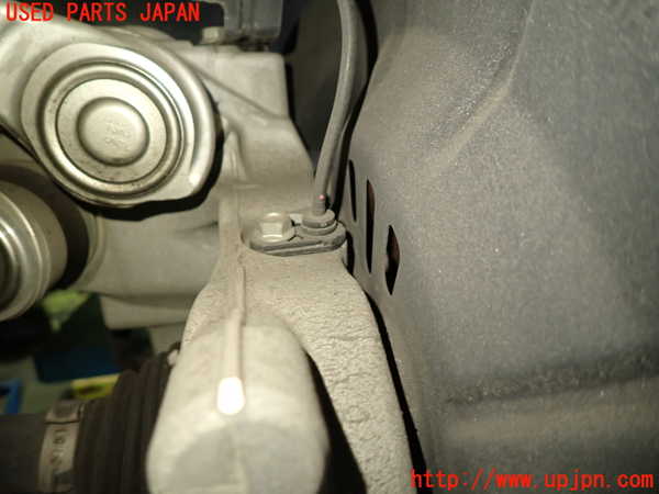 1UPJ-9238974300]CX-60(KH3R3P)右リアナックルハブ 中古_3