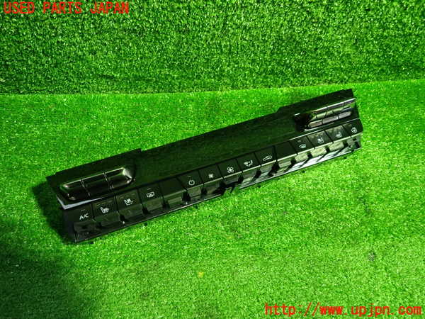 1UPJ-9238976066]CX-60(KH3R3P)エアコンスイッチ1 中古_2