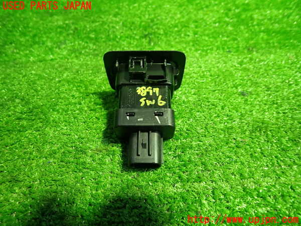 1UPJ-9238976311]CX-60(KH3R3P)スイッチ6 (バックドア) 中古_2