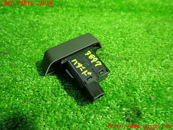 1UPJ-9238976290]CX-60(KH3R3P)ハザードスイッチ 中古_2