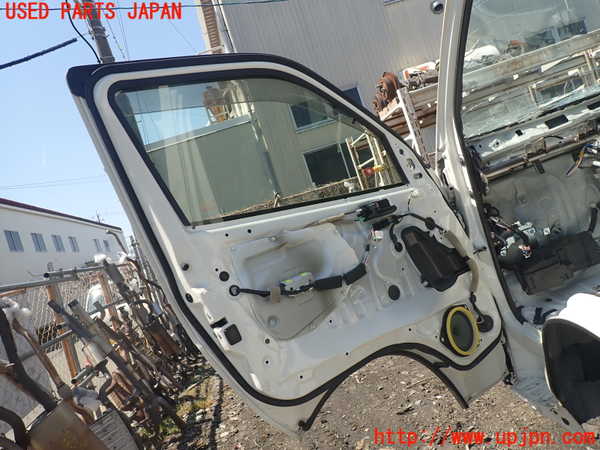 1UPJ-9238981260]レジアスエース(ハイエース200系)(GDH206V)左前ドア 中古(43R-00033 M2H3)_4