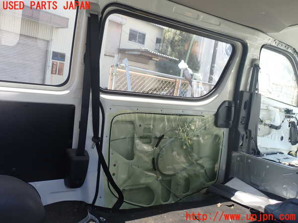 1UPJ-9238981320]レジアスエース(ハイエース200系)(GDH206V)左後ドア 中古(43R-007953 M2L3)_4