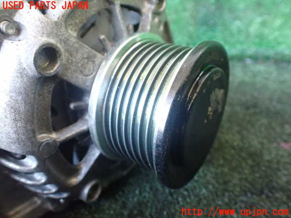 1UPJ-9238986015]レジアスエース(ハイエース200系)(GDH206V)オルタネーター(ダイナモ) 中古_3