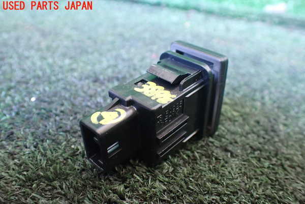 1UPJ-9238986309]レジアスエース(ハイエース200系)(GDH206V)スイッチ4 中古_2