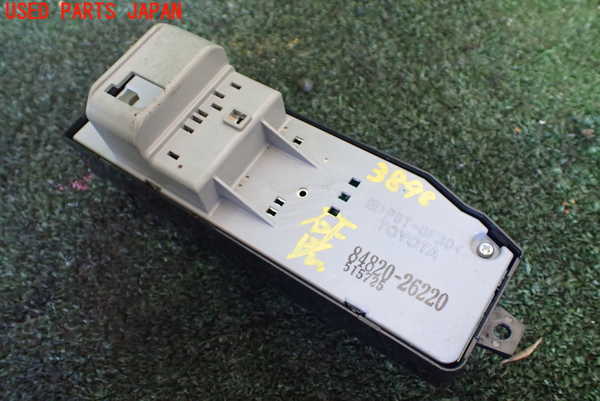 1UPJ-9238986240]レジアスエース(ハイエース200系)(GDH206V)右前パワーウィンドウスイッチ 中古_2