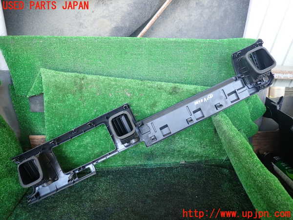 1UPJ-9238987527]レジアスエース(ハイエース200系)(GDH206V)エアコン吹き出し口2 (真中) 中古_4
