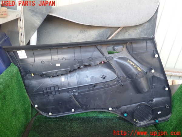 1UPJ-9238981234]レジアスエース(ハイエース200系)(GDH206V)右前ドア内張り 中古_4