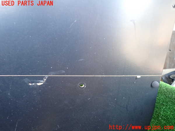 1UPJ-9238981294]レジアスエース(ハイエース200系)(GDH206V)右後ドア内張り (ジャンク品) 中古_3