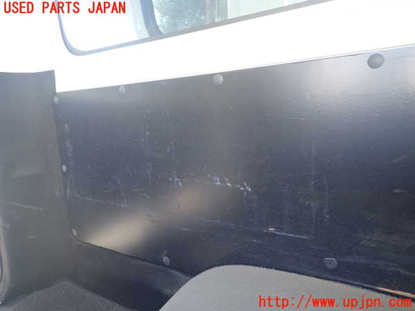 1UPJ-9238987680]レジアスエース(ハイエース200系)(GDH206V)左リアピラートリム (ジャンク品) 中古_3